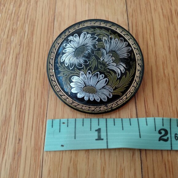 Vintage French Etched Plastic Brooch Gold Silver Floral Trombone Clasp France - Picture 11 of 11